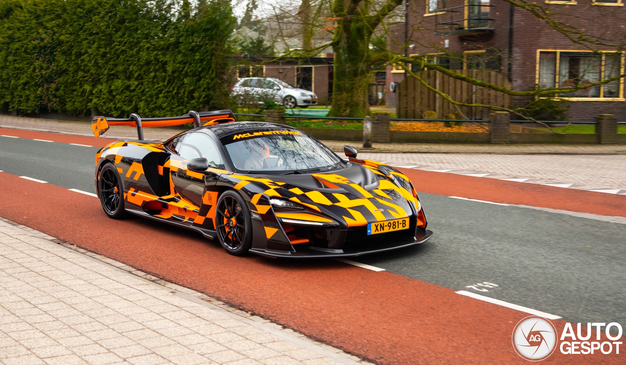 McLaren Senna