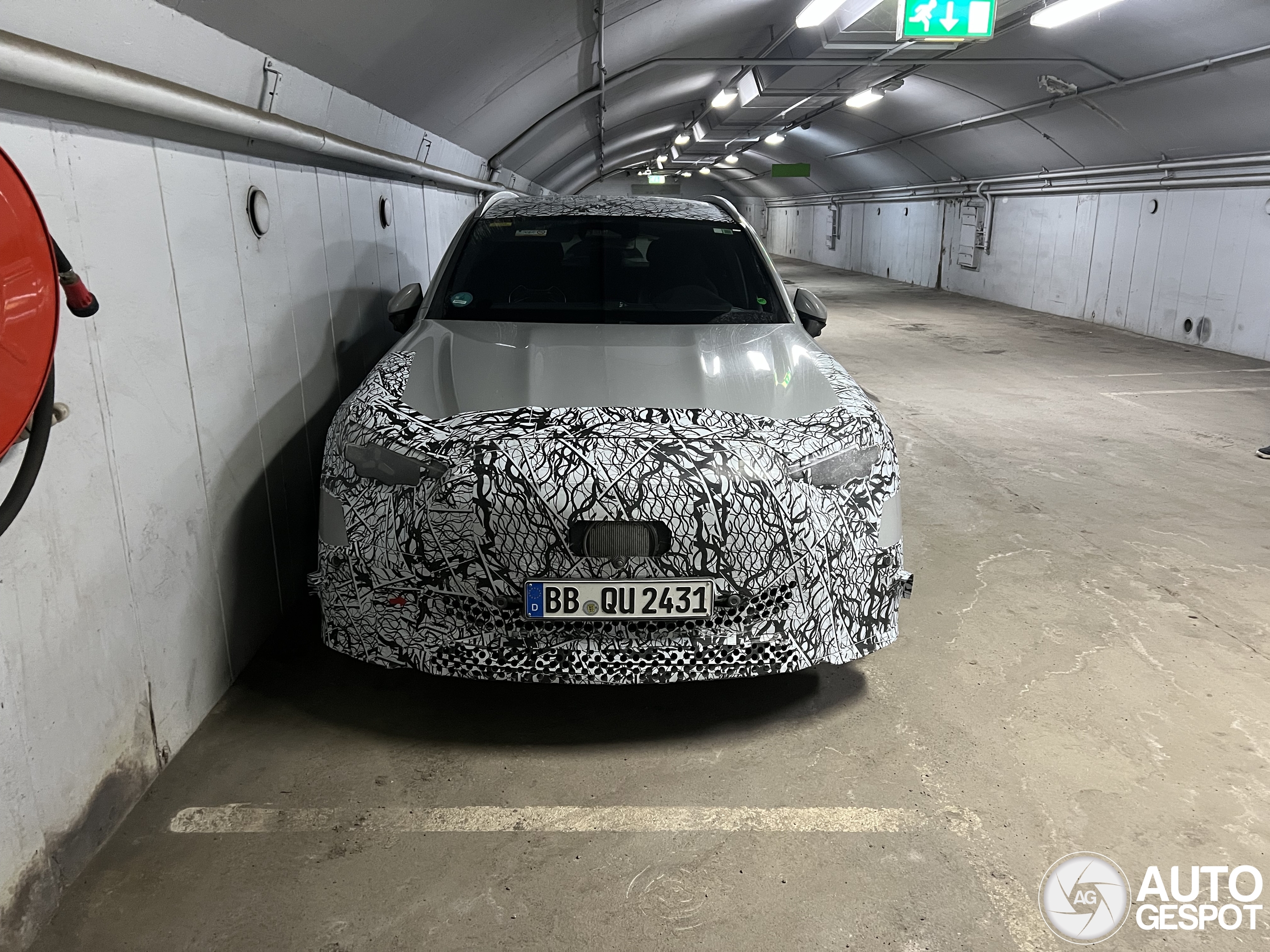 Mercedes-Benz EQC SUV 2025