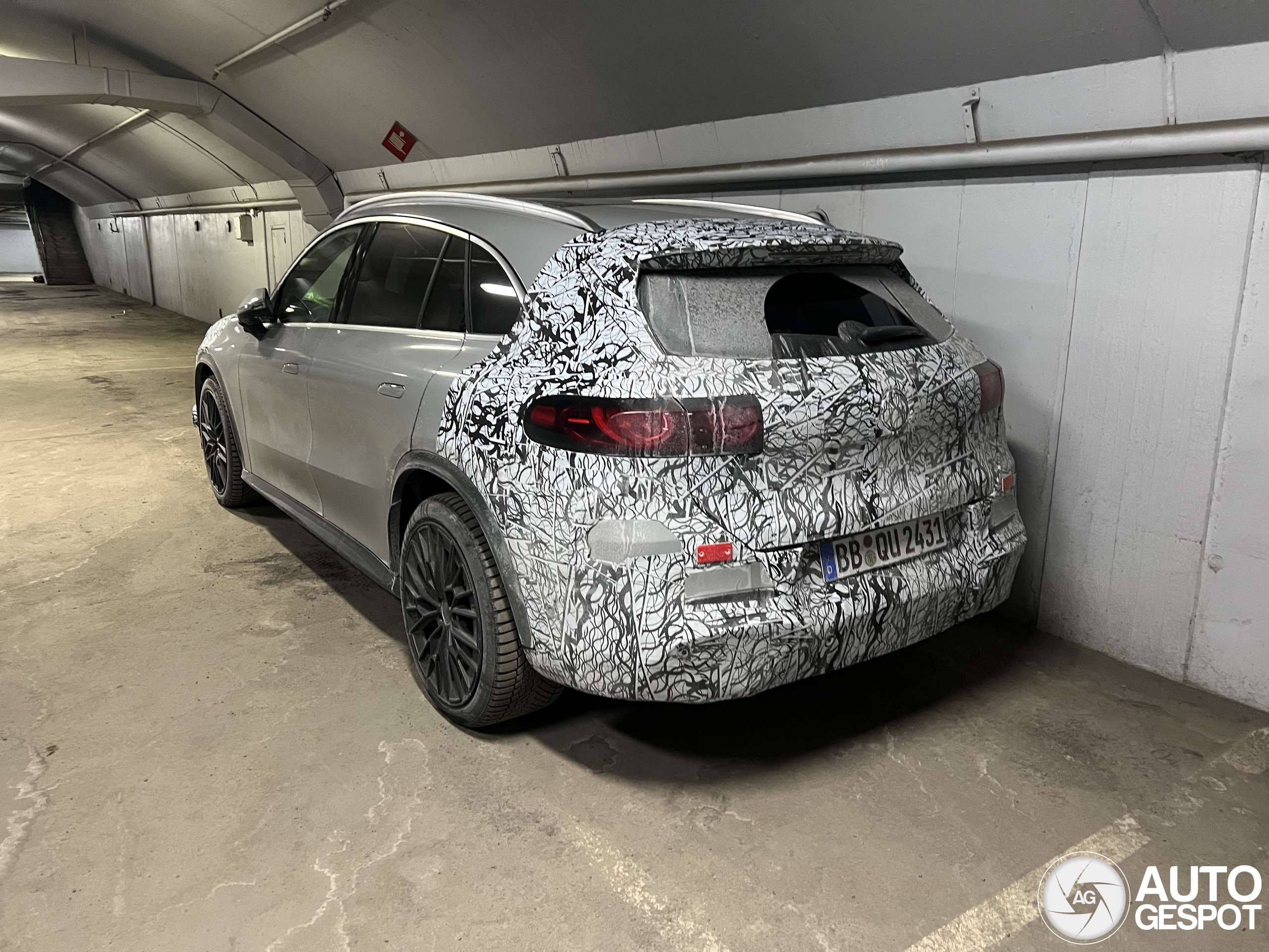 Mercedes-Benz EQC SUV 2025