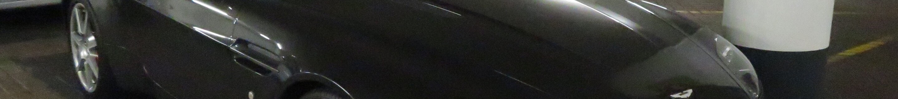 Aston Martin V8 Vantage