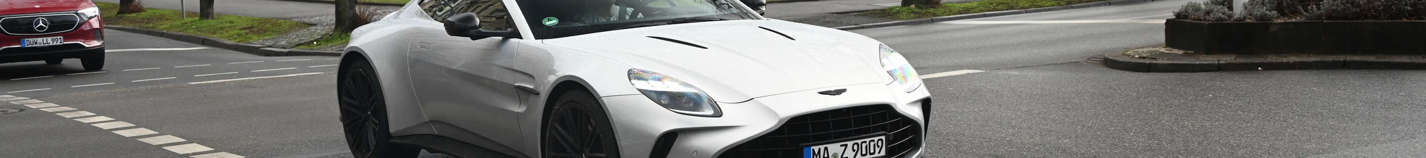 Aston Martin Vantage 2024