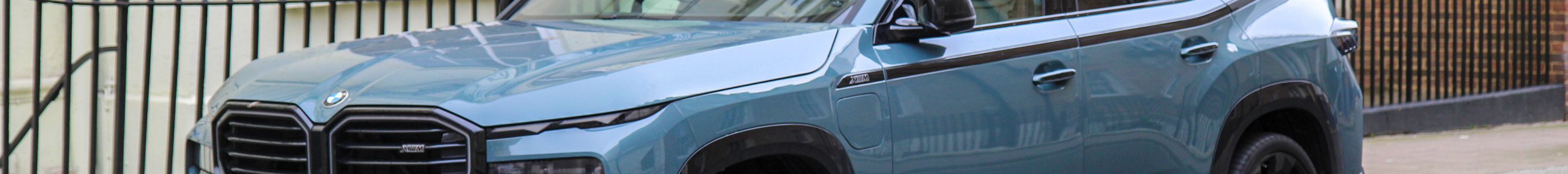 BMW XM G09