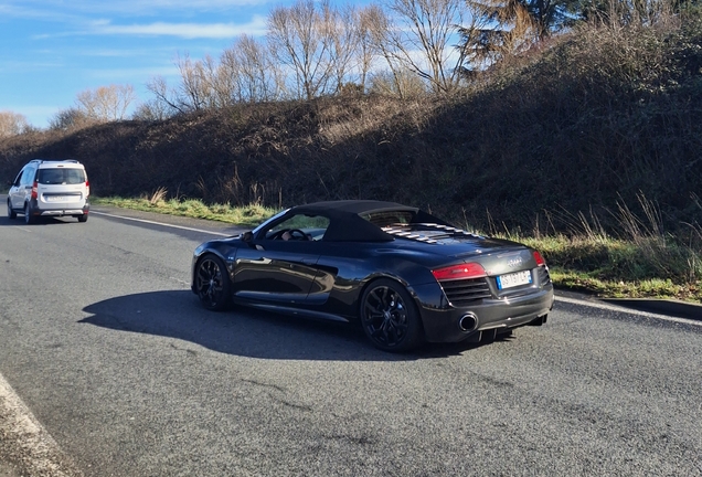 Audi R8 V10 Spyder 2013