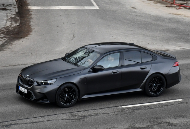 BMW M5 G90