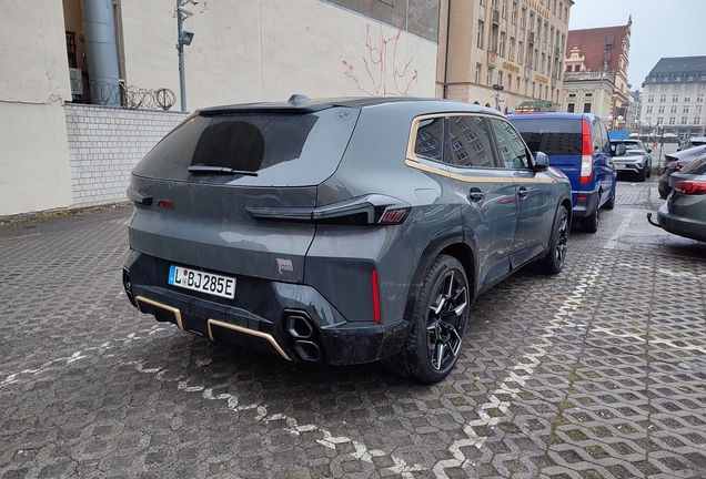 BMW XM G09 Label Red