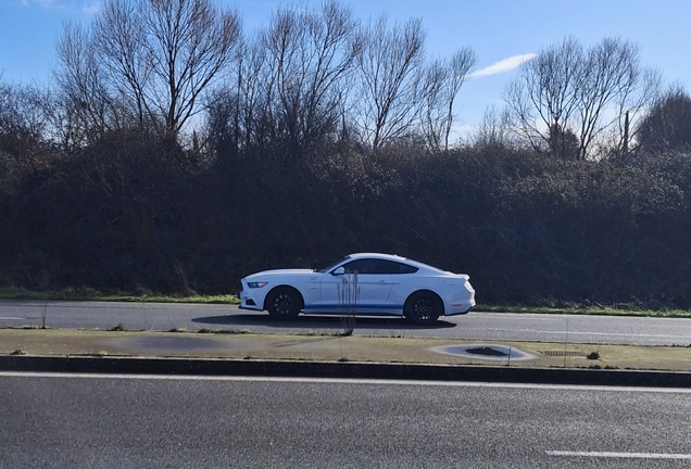 Ford Mustang GT 2015