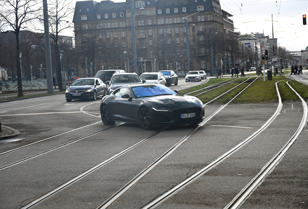 Jaguar F-TYPE P450 75 Coupé