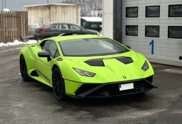 Lamborghini Huracán LP640-2 STO