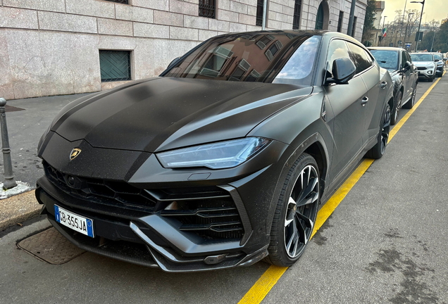 Lamborghini Urus