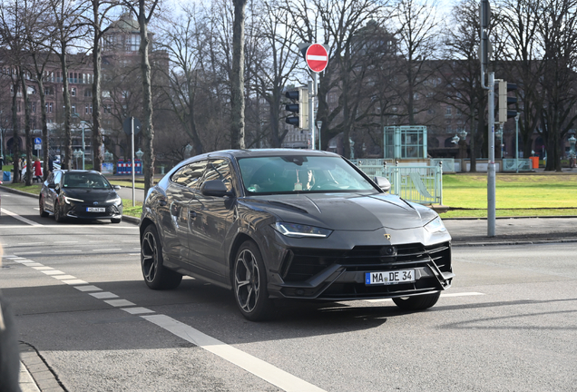 Lamborghini Urus S