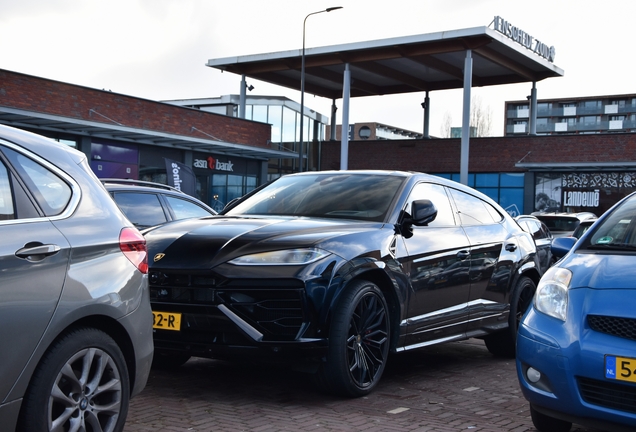 Lamborghini Urus SE