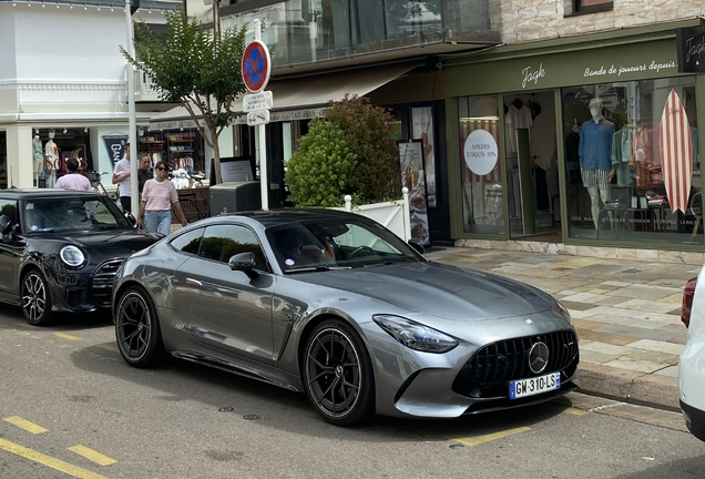 Mercedes-AMG GT 63 C192
