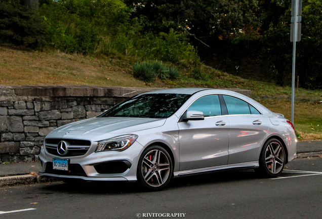 Mercedes-Benz CLA 45 AMG C117