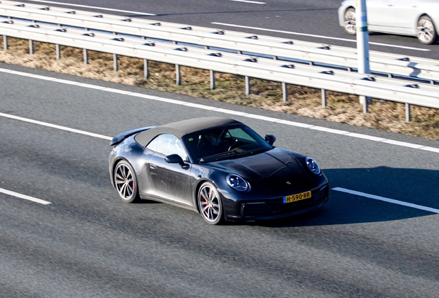 Porsche 992 Carrera 4S Cabriolet MkI