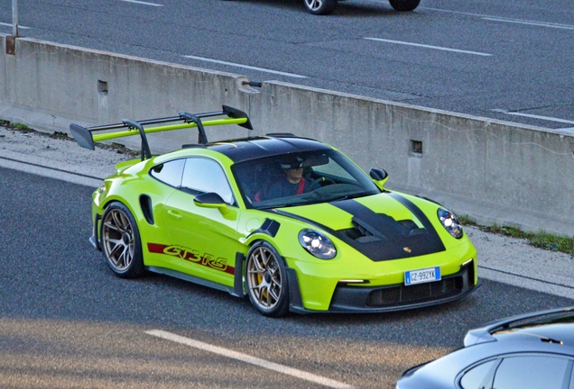 Porsche 992 GT3 RS MkI Weissach Package