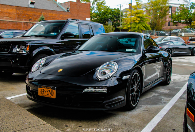 Porsche 997 Carrera 4 GTS