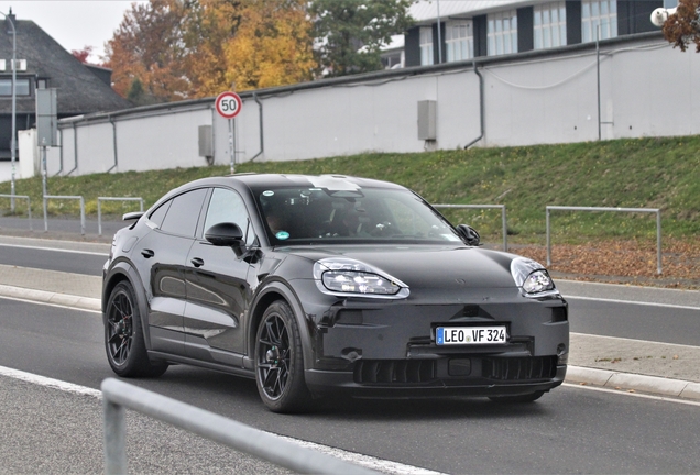 Porsche Cayenne Coupé EV Turbo GT