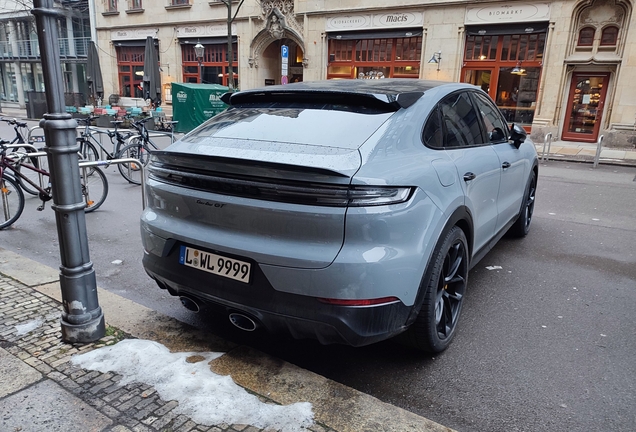 Porsche Cayenne Coupé Turbo E-Hybrid