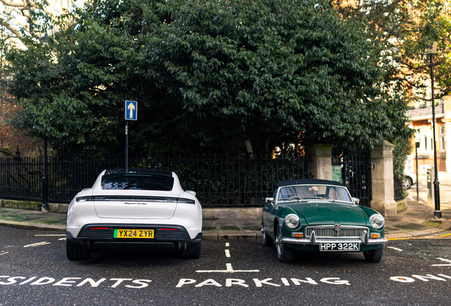 Porsche Taycan Turbo