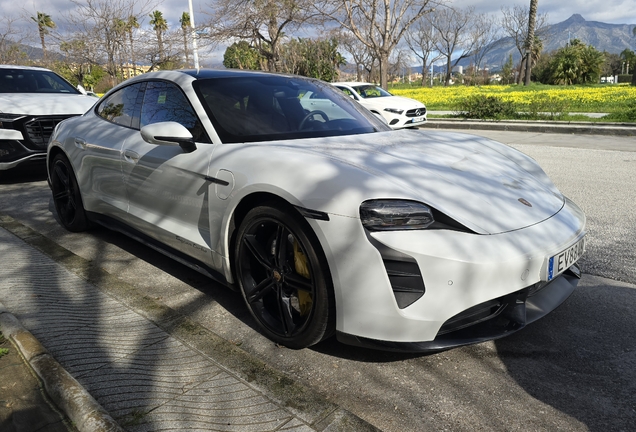 Porsche Taycan Turbo