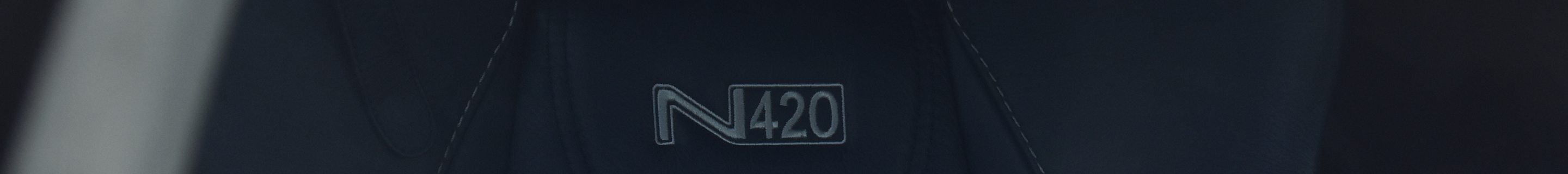 Aston Martin V8 Vantage N420 Roadster