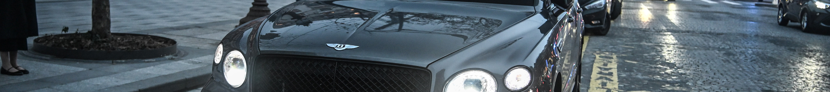 Bentley Bentayga V8 2021 First Edition