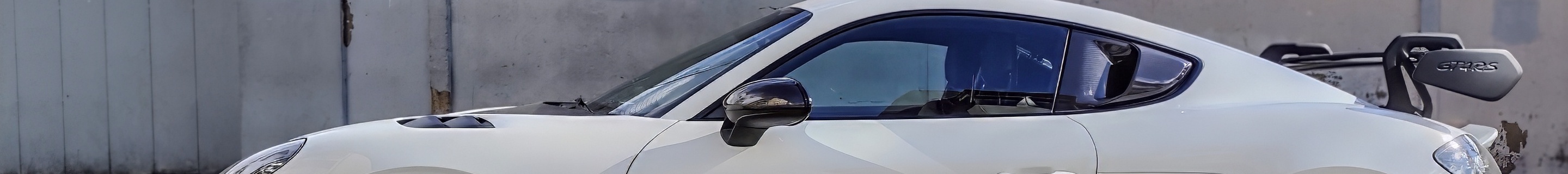 Porsche 718 Cayman GT4 RS Weissach Package