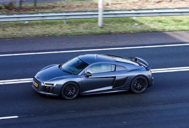 Audi R8 V10 Plus 2015