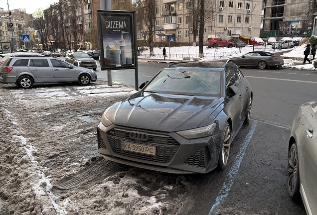 Audi RS6 Avant C8