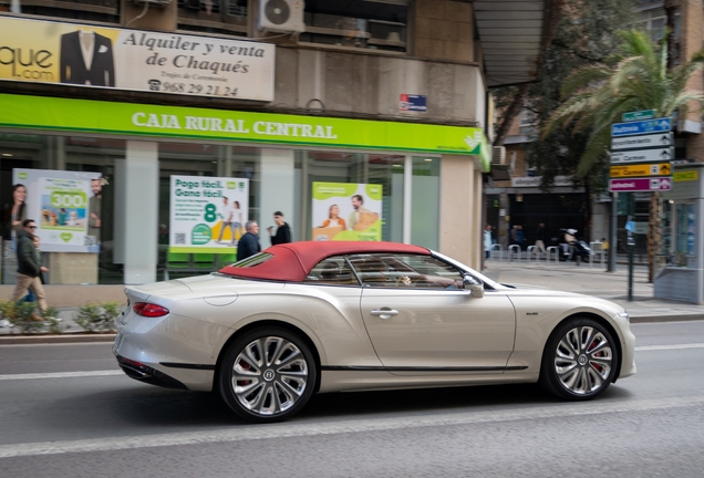 Bentley Continental GTC Mulliner 2025