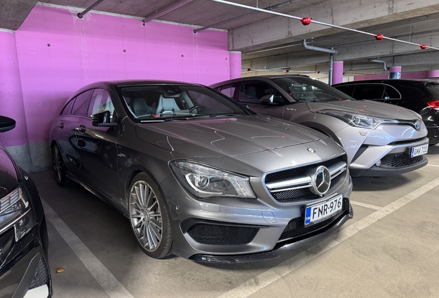 Mercedes-Benz CLA 45 AMG Shooting Brake