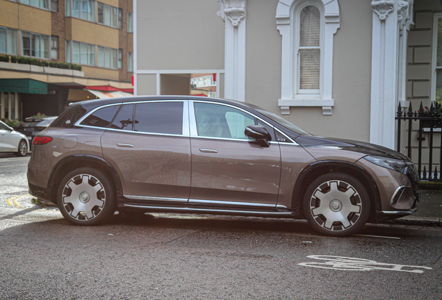 Mercedes-Maybach EQS 680 SUV