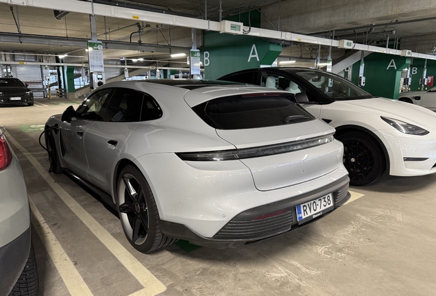 Porsche Taycan GTS Sport Turismo