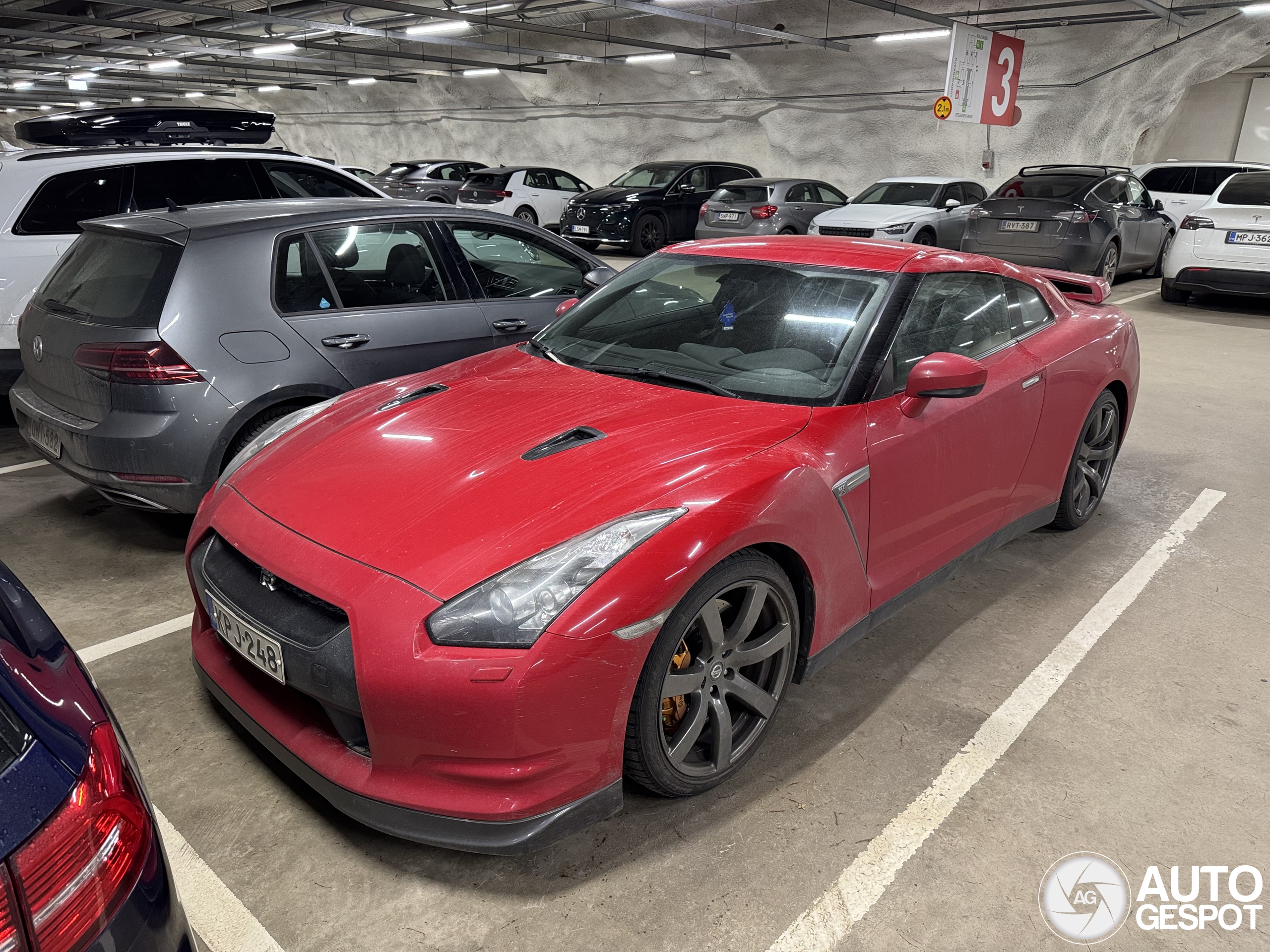 Nissan GT-R
