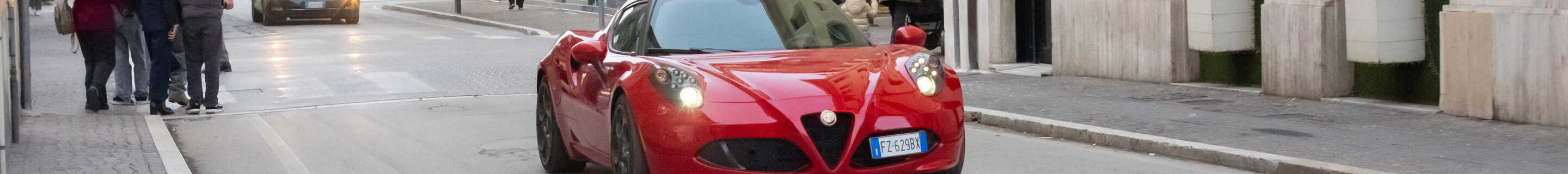 Alfa Romeo 4C Coupé