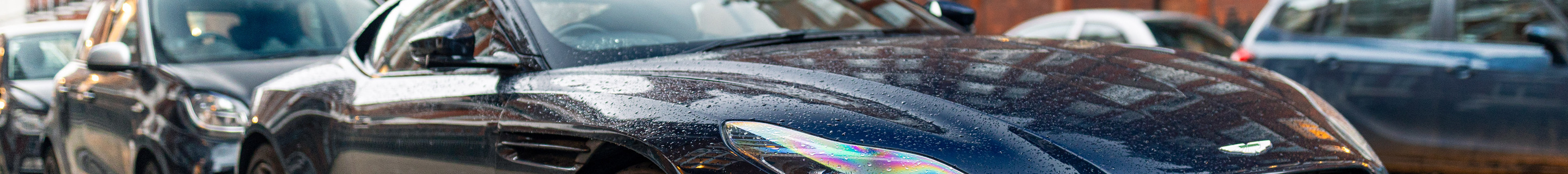 Aston Martin DB11 V8