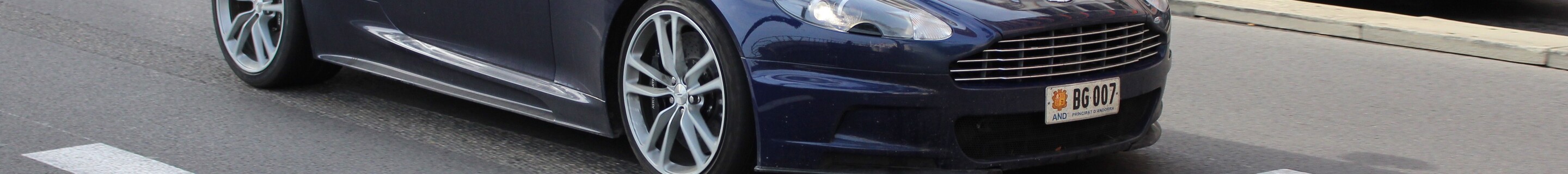 Aston Martin DBS Volante