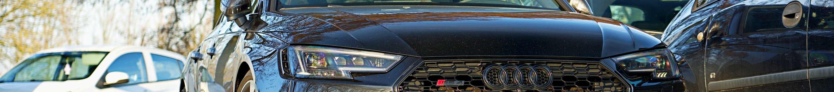 Audi RS4 Avant B9