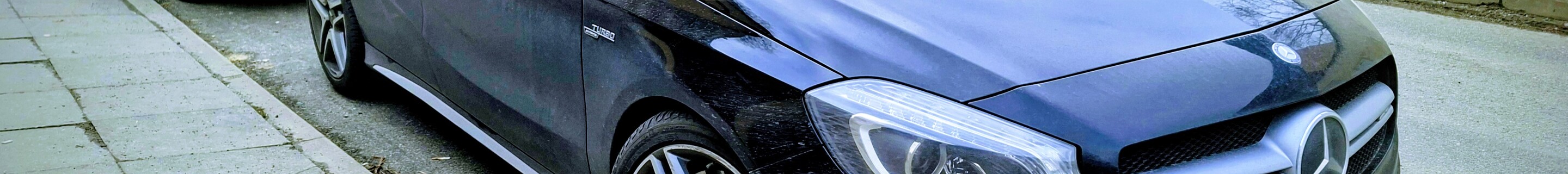 Mercedes-Benz A 45 AMG