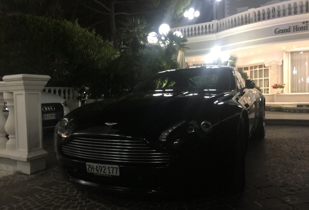Aston Martin V8 Vantage