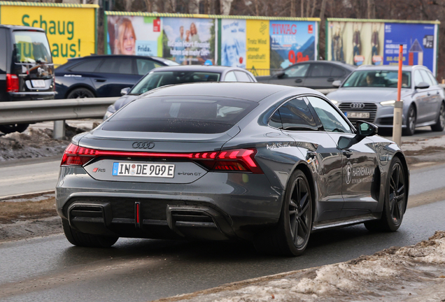Audi RS E-Tron GT 2025
