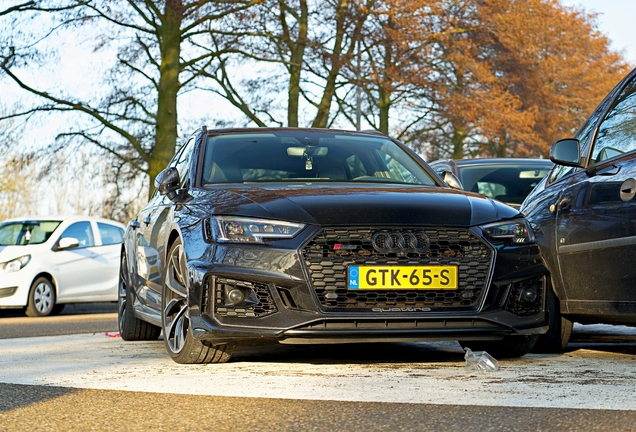 Audi RS4 Avant B9