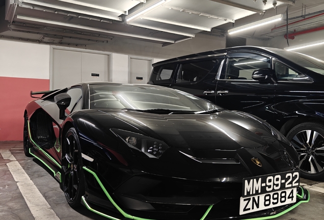 Lamborghini Aventador LP770-4 SVJ Roadster