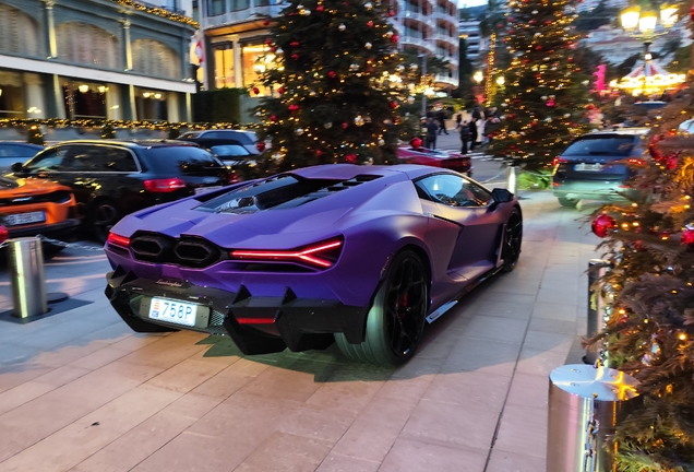 Lamborghini Revuelto