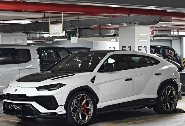 Lamborghini Urus Performante