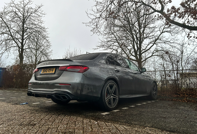 Mercedes-AMG E 63 S W213 2021