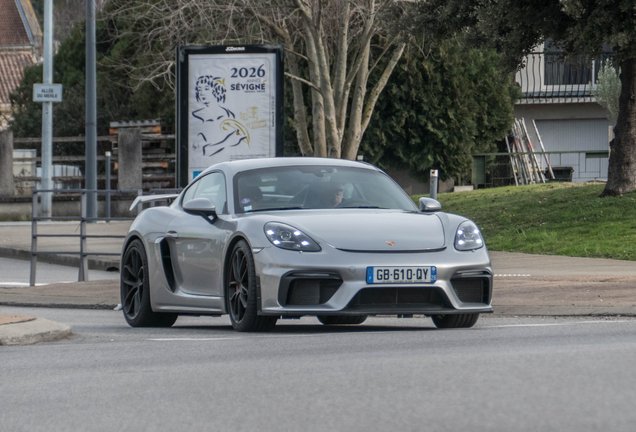 Porsche 718 Cayman GT4
