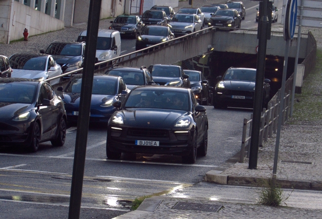 Porsche 95B Macan GTS MkIII