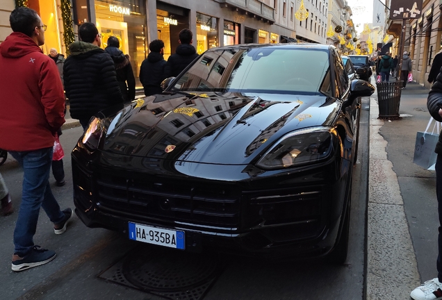 Porsche Cayenne Coupé Turbo E-Hybrid
