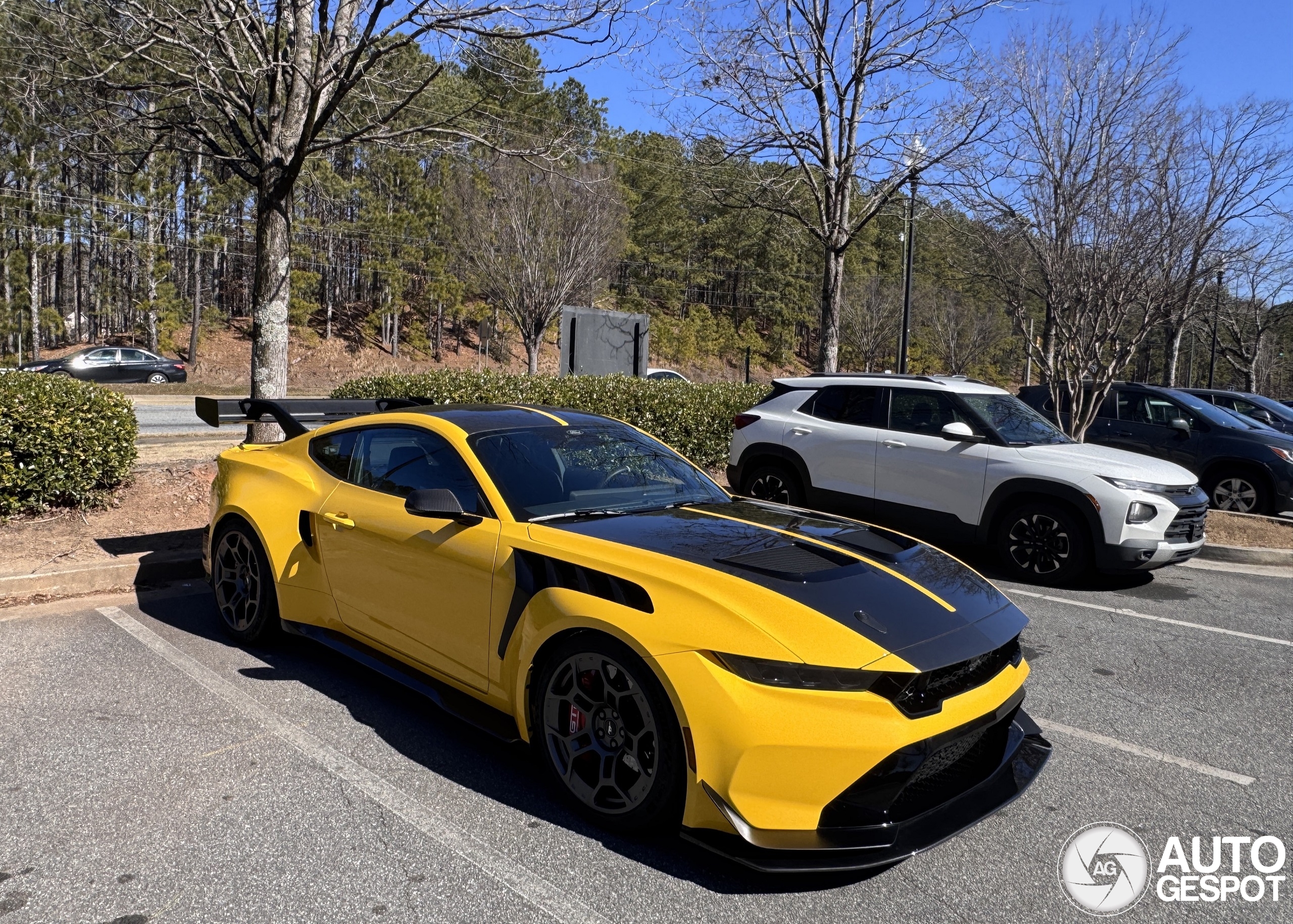 Ford or Chevrolet? Two American martyrs